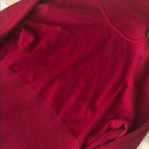 Comfy red sweater - Picture 3 of 4